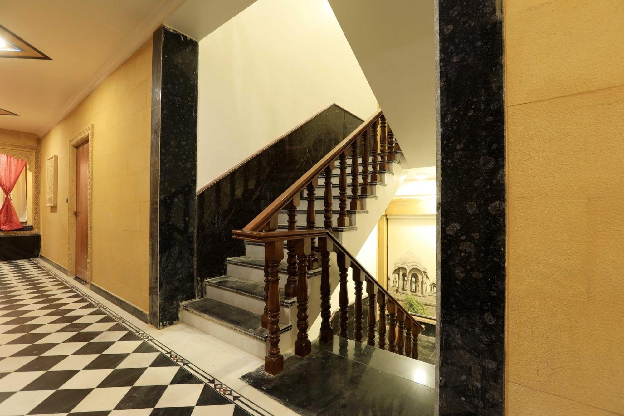 Hotel Golden Signature Dzsaiszalmer Kültér fotó