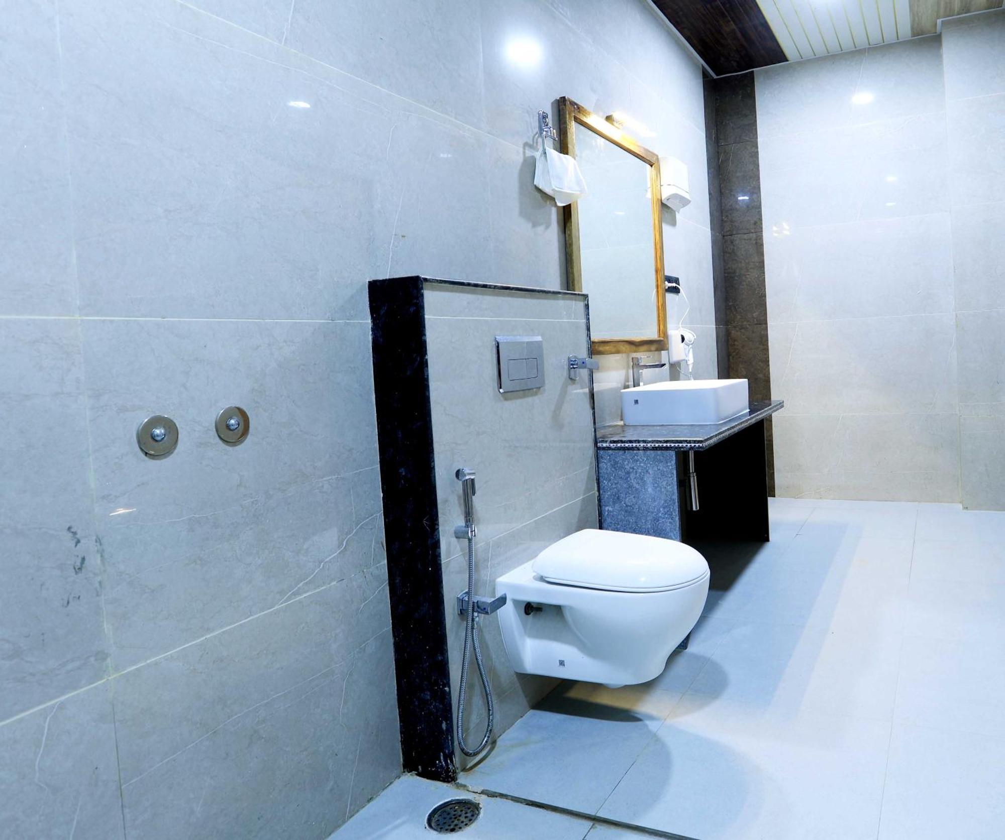 Hotel Golden Signature Dzsaiszalmer Kültér fotó