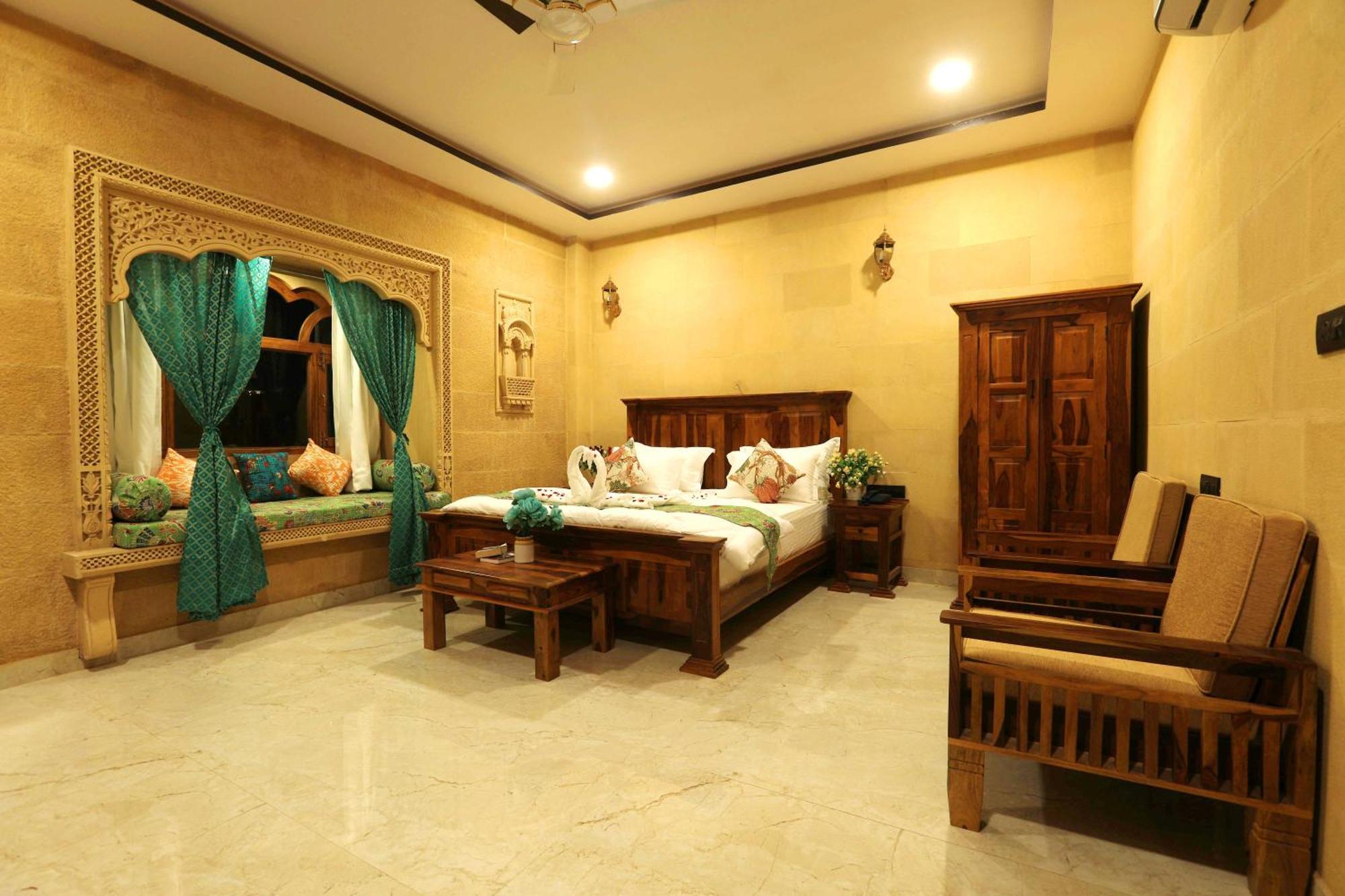 Hotel Golden Signature Dzsaiszalmer Kültér fotó